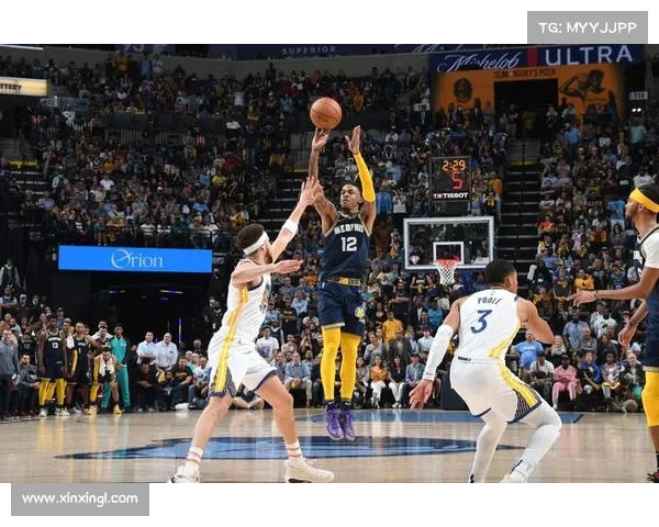 莫兰特关注性感网红歌手引热议,庄神早早点赞,关系不简单?(莫兰特个人简介) 莫兰特关注性感网红歌手引热议,庄神早早点赞,关系不简单?(莫兰特个人简介)